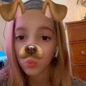 Meet your Posher, Marissa